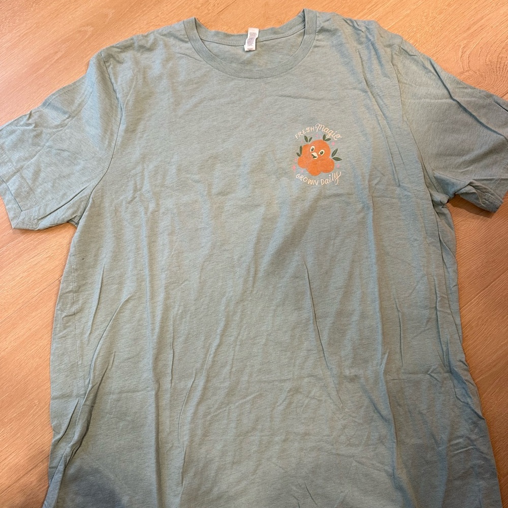 Orange bird Green Graphic T-Shirt
